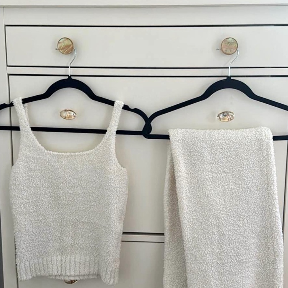 ✨ SKIMS 2-Piece Fuzzy Loungewear Set✨